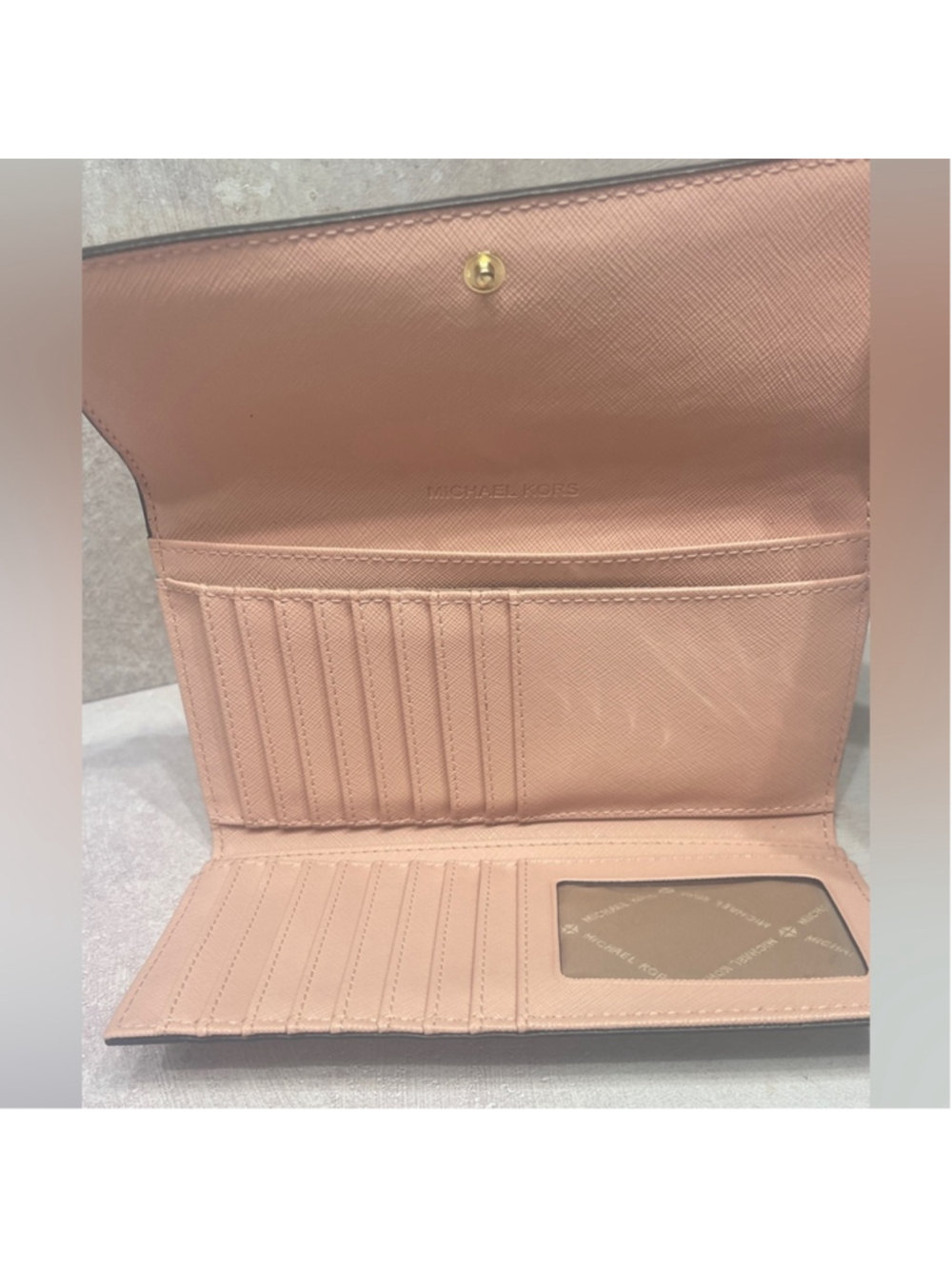 Michael Kors Trifold Wallet Pink & White Logo Vanilla/Ballet Pink - Picture 8 of 12